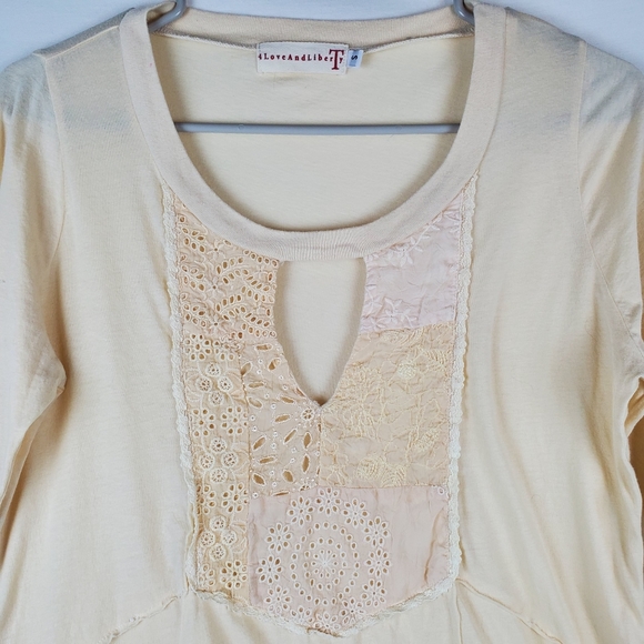 Johnny Was 4 Love & Liberty shirt - Picture 3 of 6